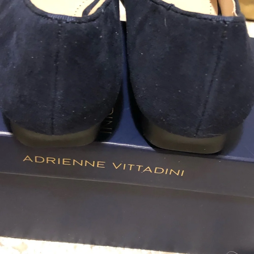 ADRIENNE VITTADINI 8M style Cavallo space blue color kidsuede Neiman Marcus. - Picture 10 of 15